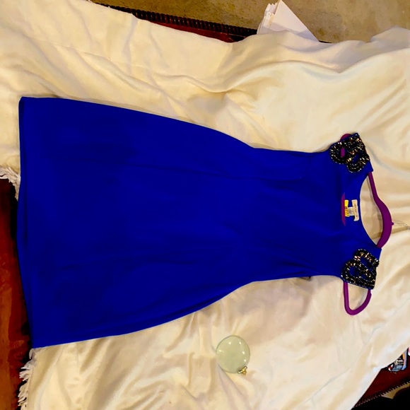 Open back - Picture 1 of 4